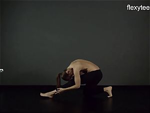 FlexyTeens - Zina displays lithe naked body