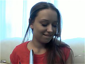 Jia plays her with crotch before using a fucktoy